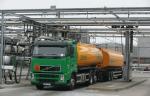 Volvo FH12 480 6x2 Rigid Sleeper Cab with Tanker Body 2002 года